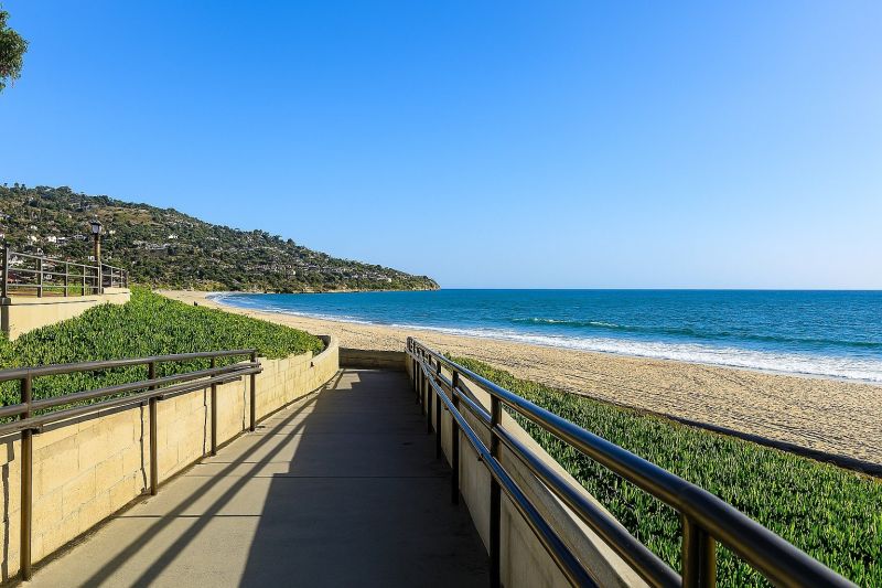 Concrete Retaining Wall Installation in Torrance, CA