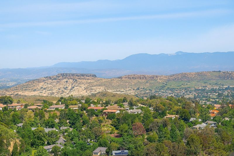 Concrete Retaining Wall Installation in Thousand Oaks, CA